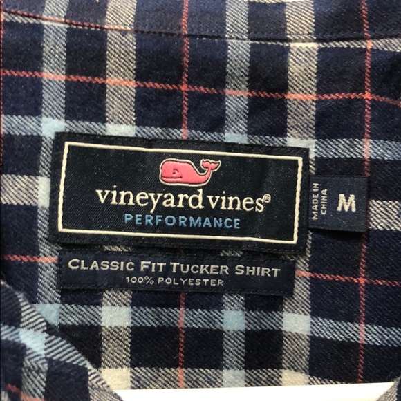 Vineyard Vines Men’s Classic Fit Tucker Shirt - Picture 2 of 2